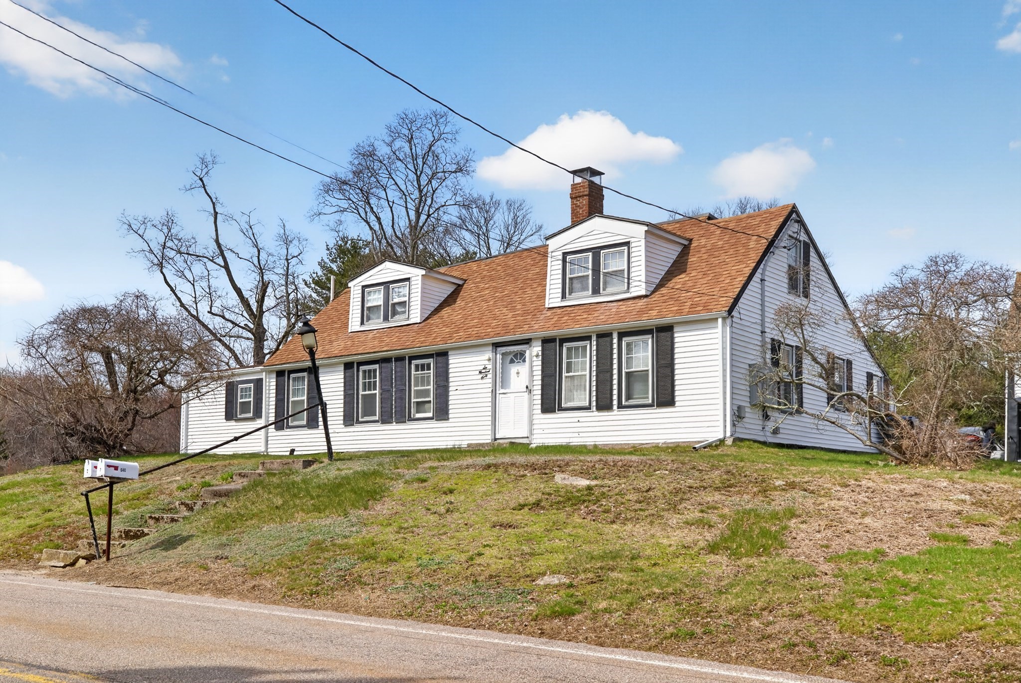 640 Plymouth St, Holbrook, MA 02343