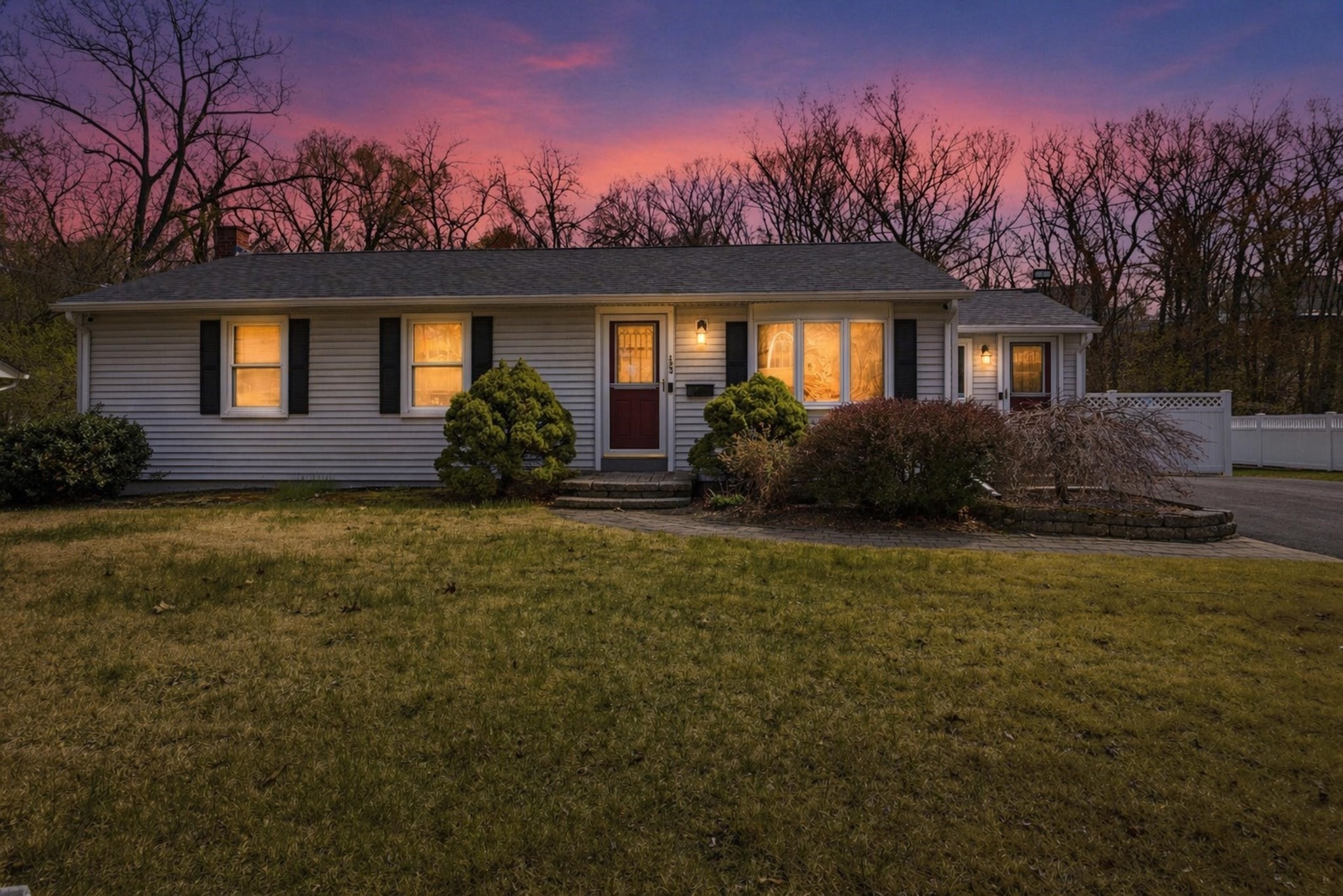 133 Boyce St, Auburn, MA 01501