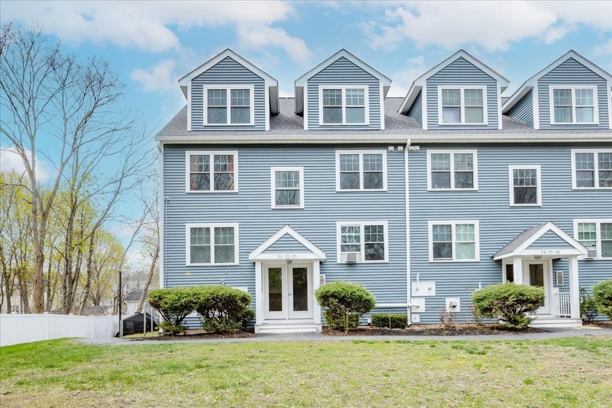 312 Water St Unit 33, Lawrence, MA 01841
