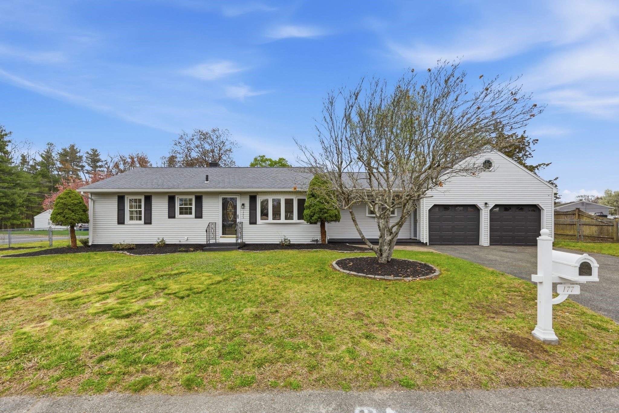 177 Flint St, Springfield, MA 01129