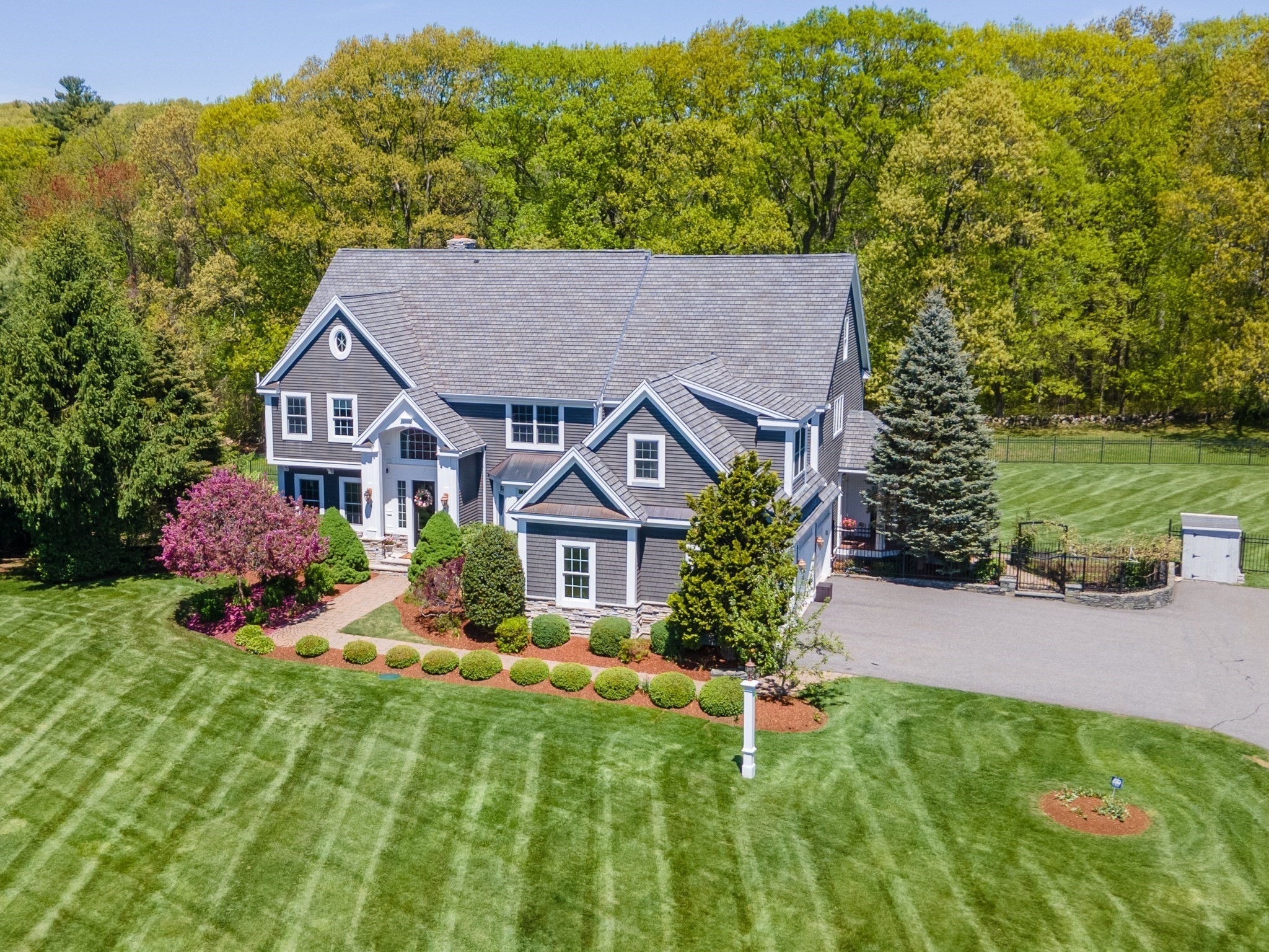 4 Nipmuc Lane, Southborough, MA 01772