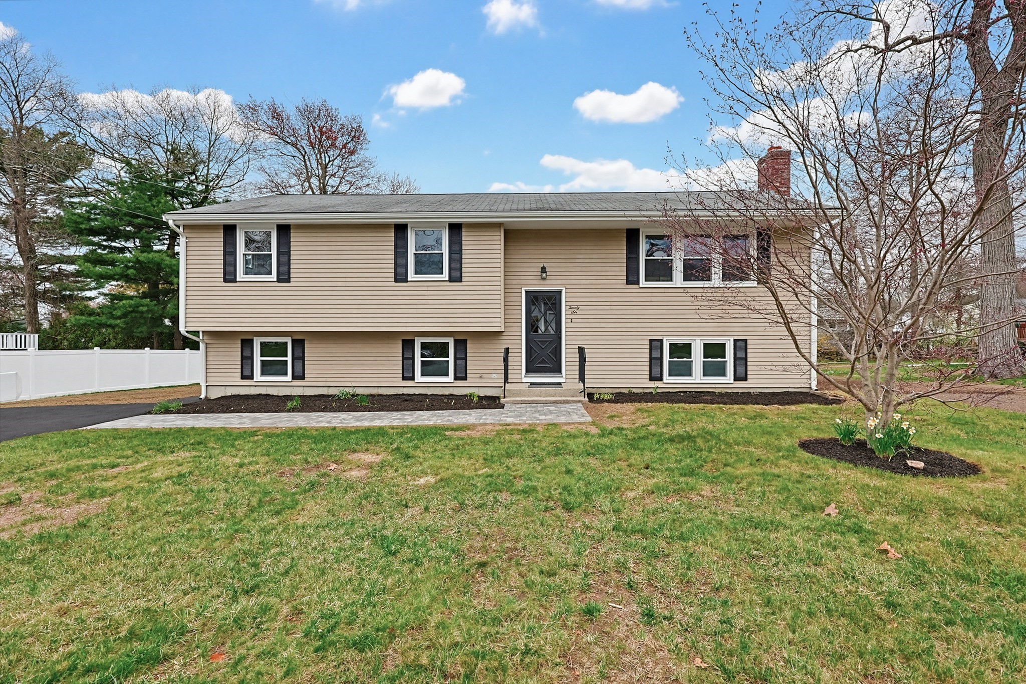 26 Harding, Milford, MA 01757