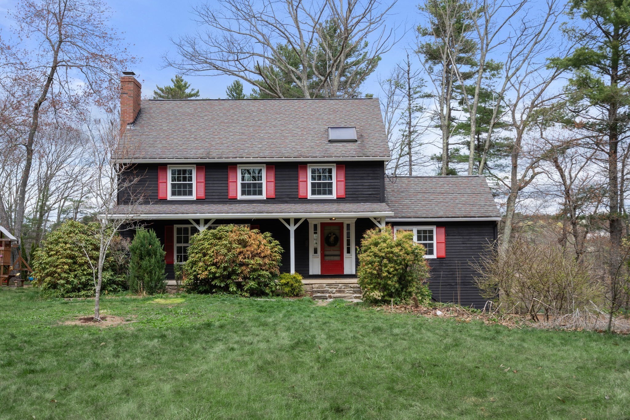 34 Roy Ter, West Brookfield, MA 01585