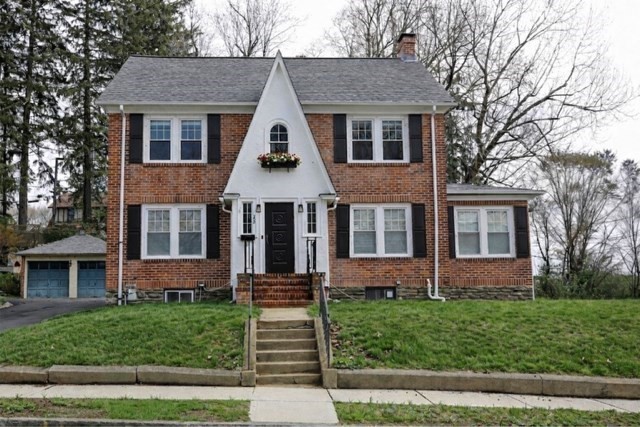 22 Longfellow Rd, Worcester, MA 01602