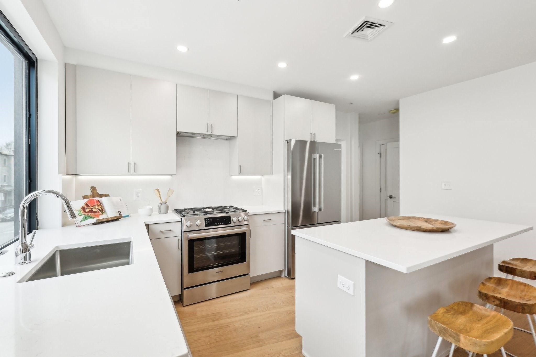 256 Dorchester Street Unit 401, South Boston, Boston, MA 02127 - Image 13