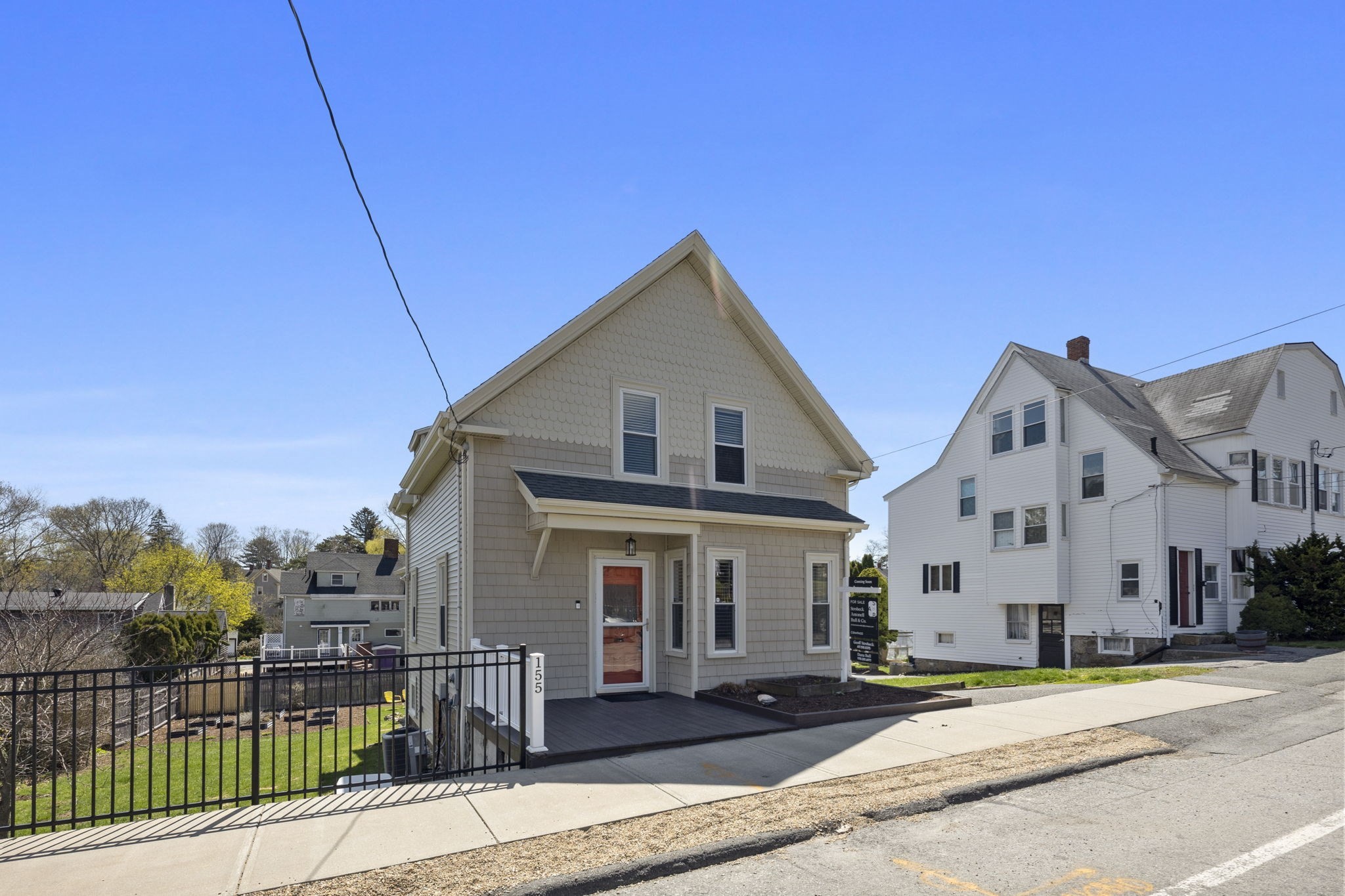 155 E Lothrop St, Beverly, MA 01915