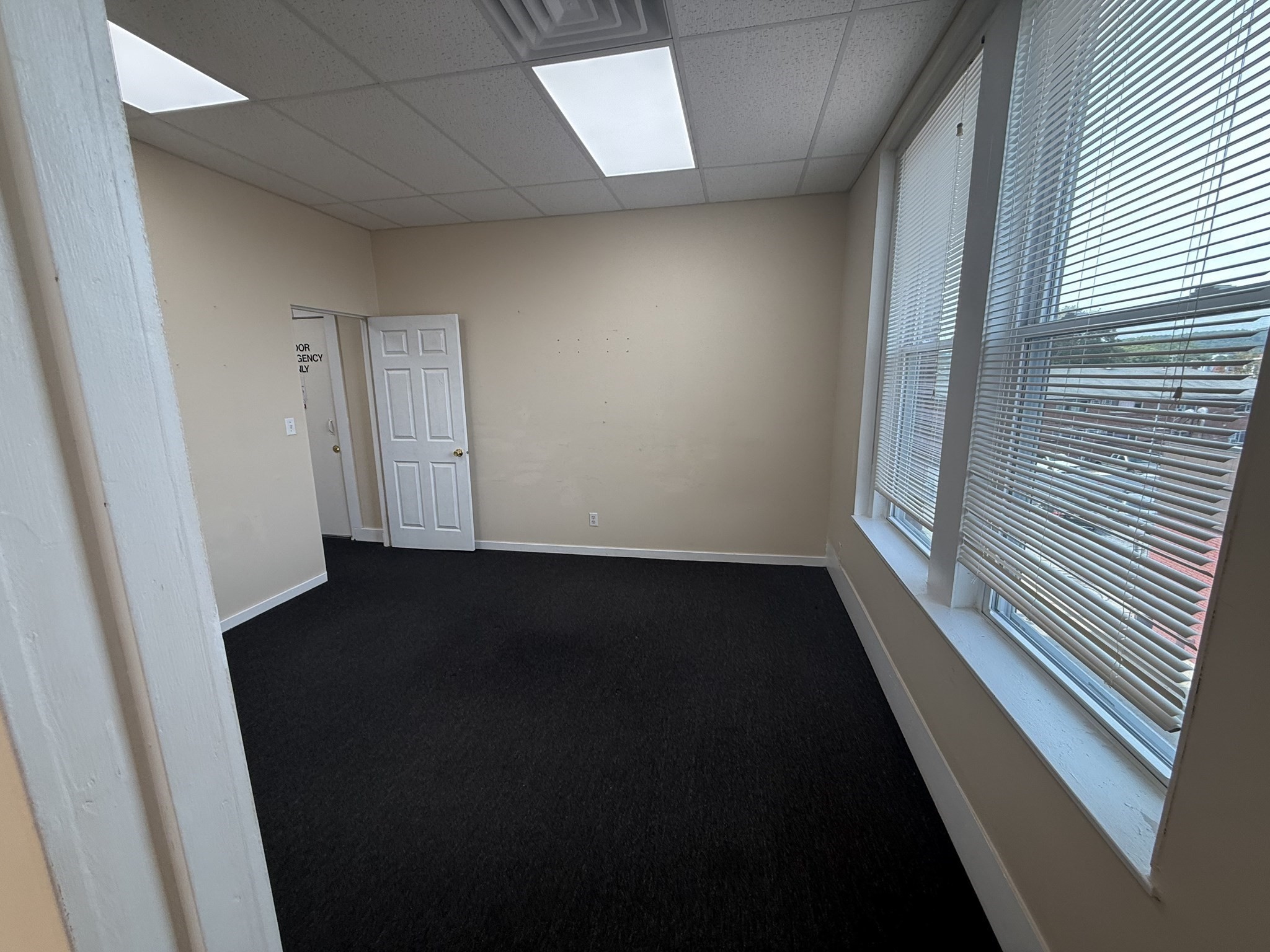 397 Moody St Unit 2, Waltham, MA 02453