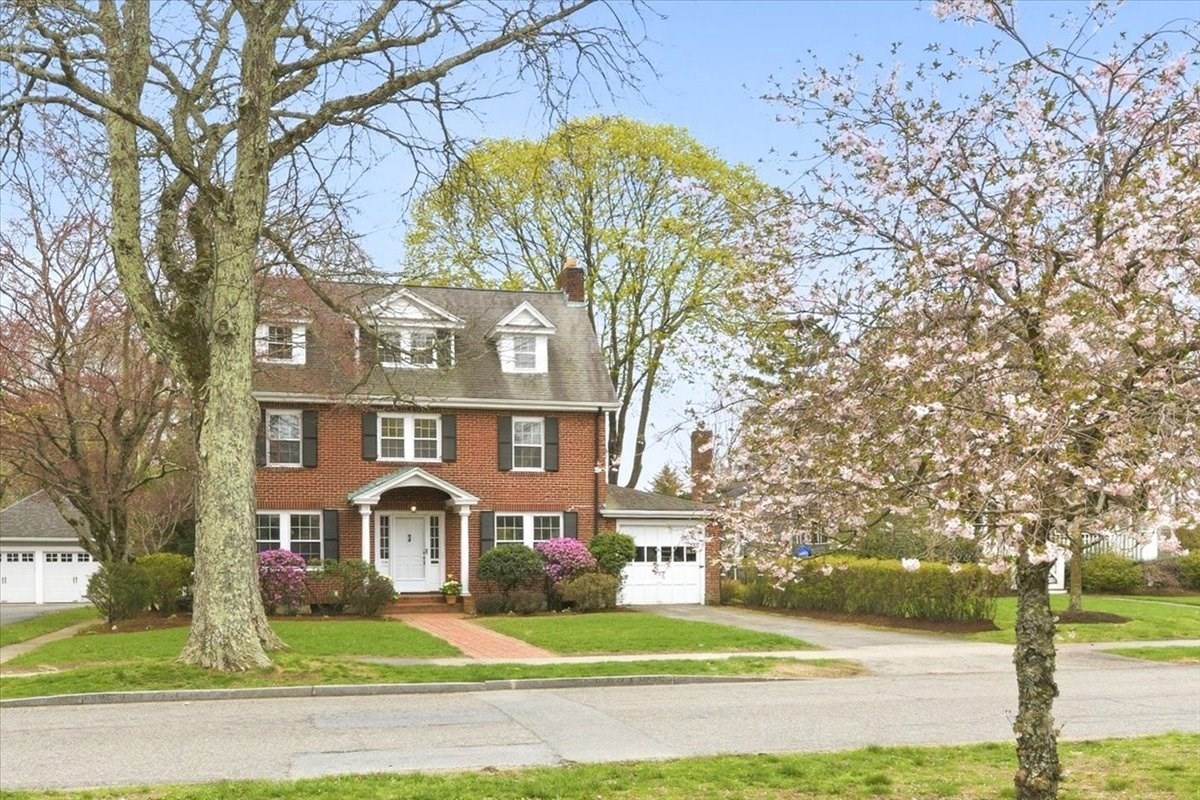 238 Harris Ave., Needham, MA 02492
