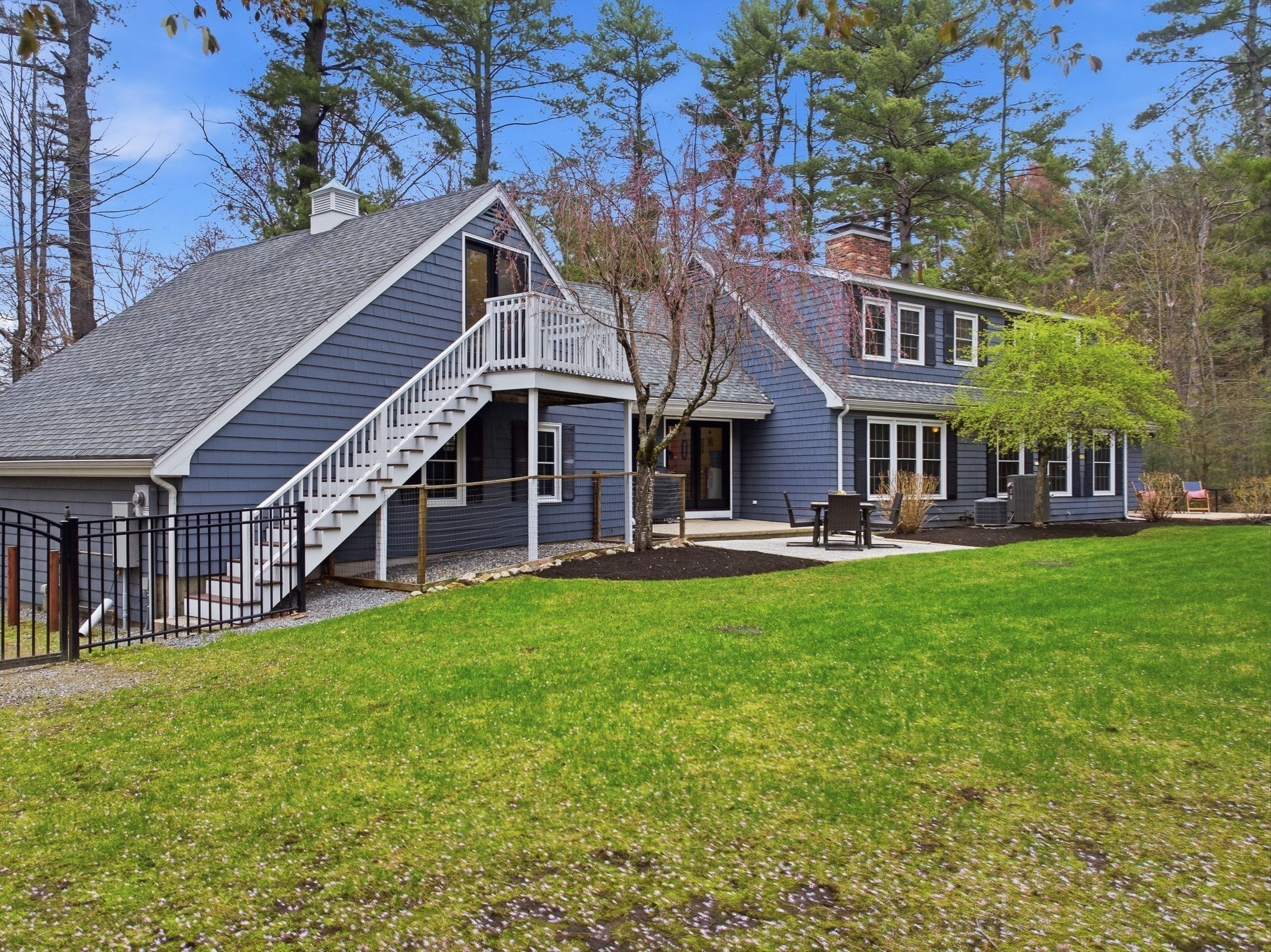20 Coachmans Lane, North Andover, MA 01845