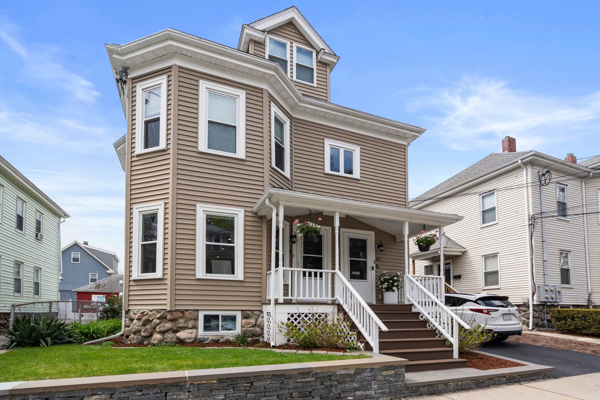 52 Rich Unit 1, Waltham, MA 02451