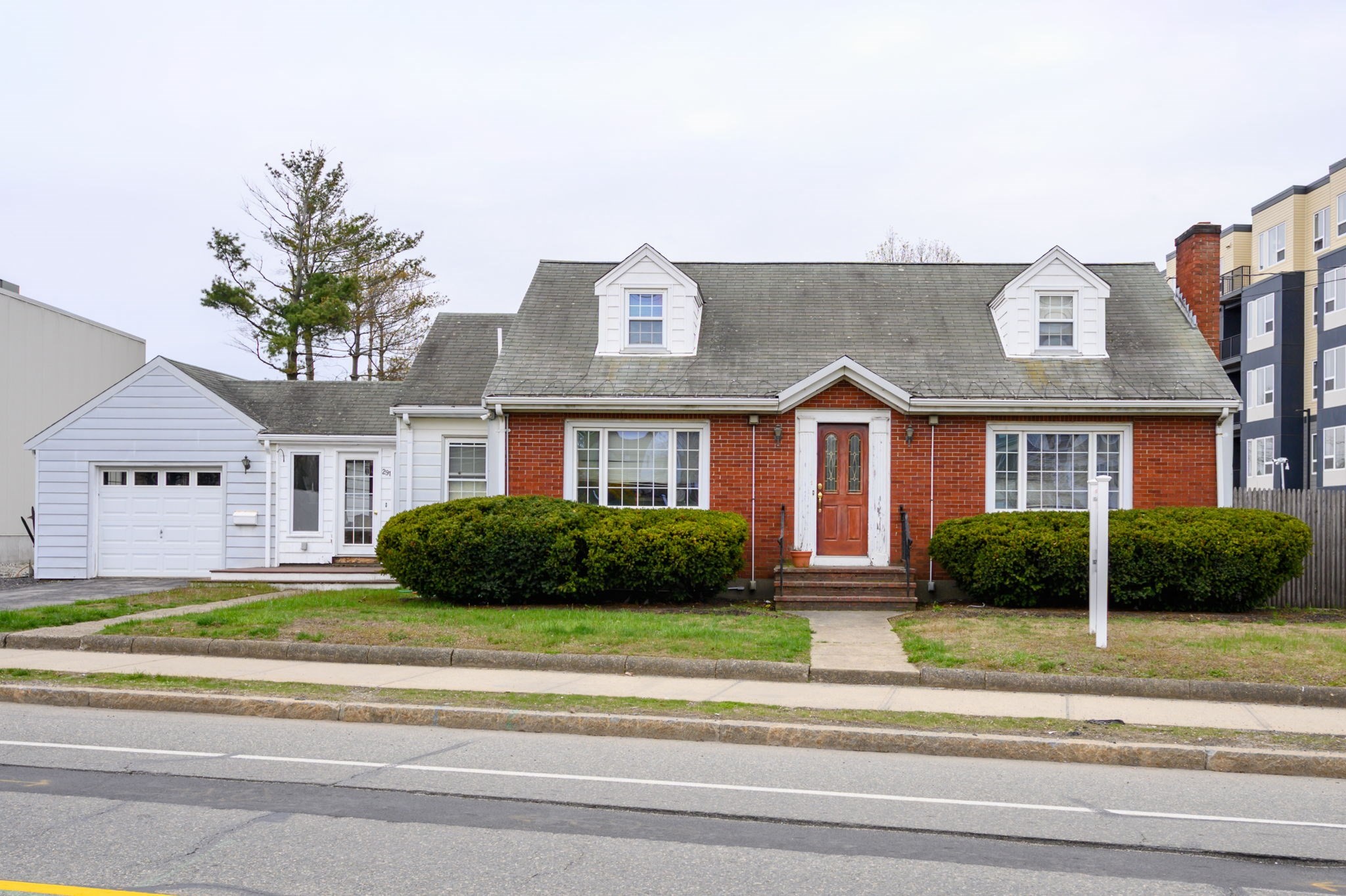 291 Centre St, Quincy, MA 02169