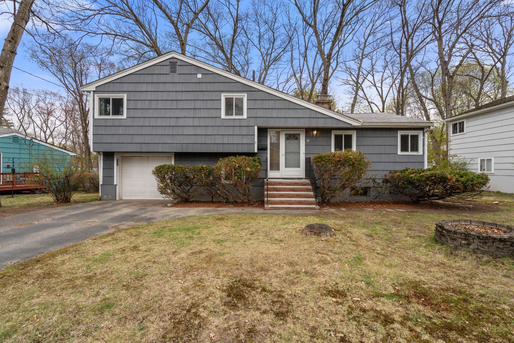 18 Royce Rd, Framingham, MA 01701