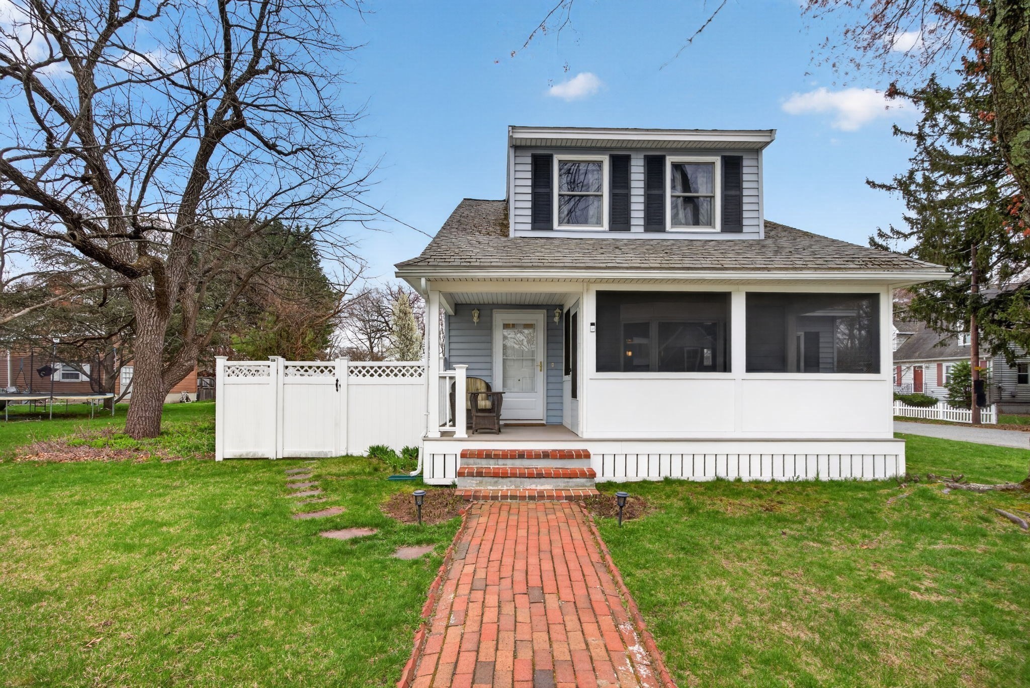 56 Lake St, Tewksbury, MA 01876