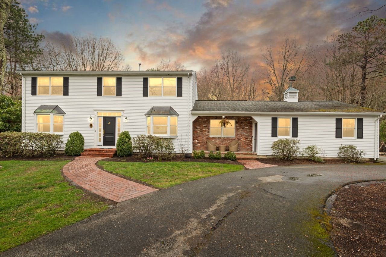 15 Ramblewood Drive, Easton, MA 02356