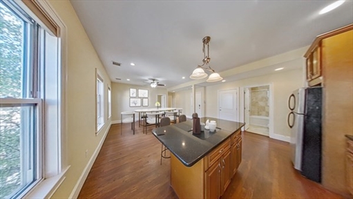 28 Fisher Ave, Apt 3