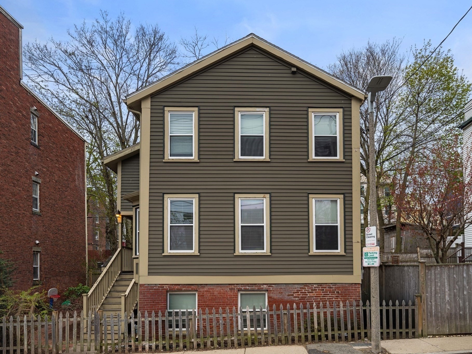 19 Norfolk St Unit 1, Fort Hill, Boston, MA 02119