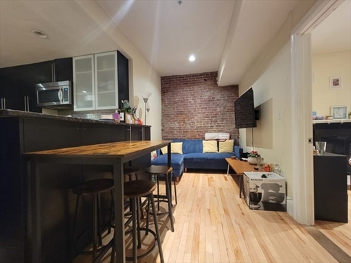 1203 Beacon St, Apt 2