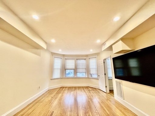 69 Babcock St, Apt 1
