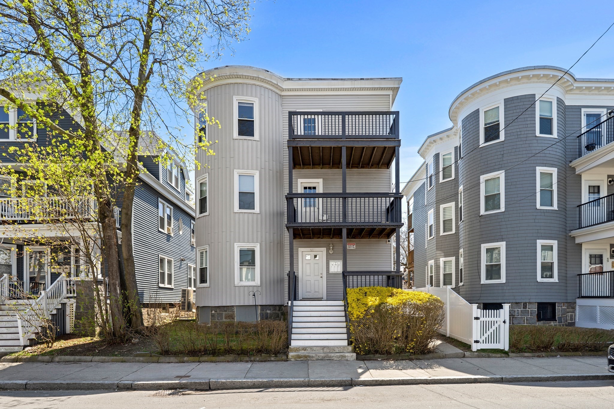 51 King St, Boston - Dorchester, MA 02122