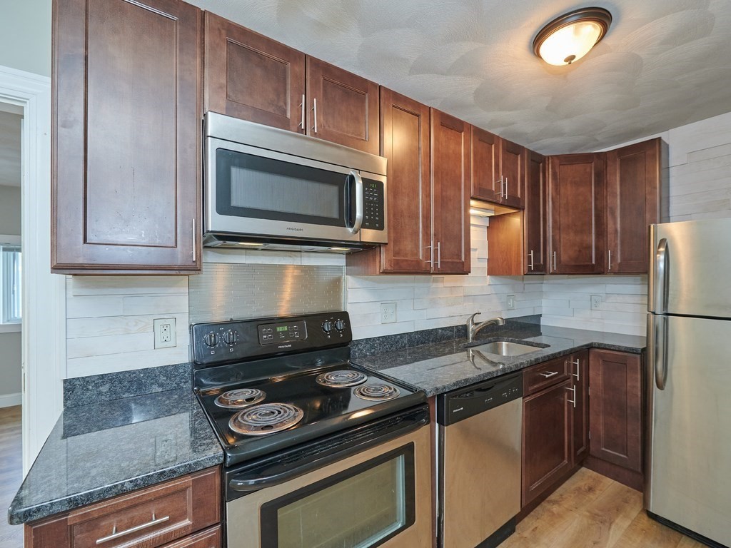 132 Dolphin Ave, Revere, MA 02151 - Image 7