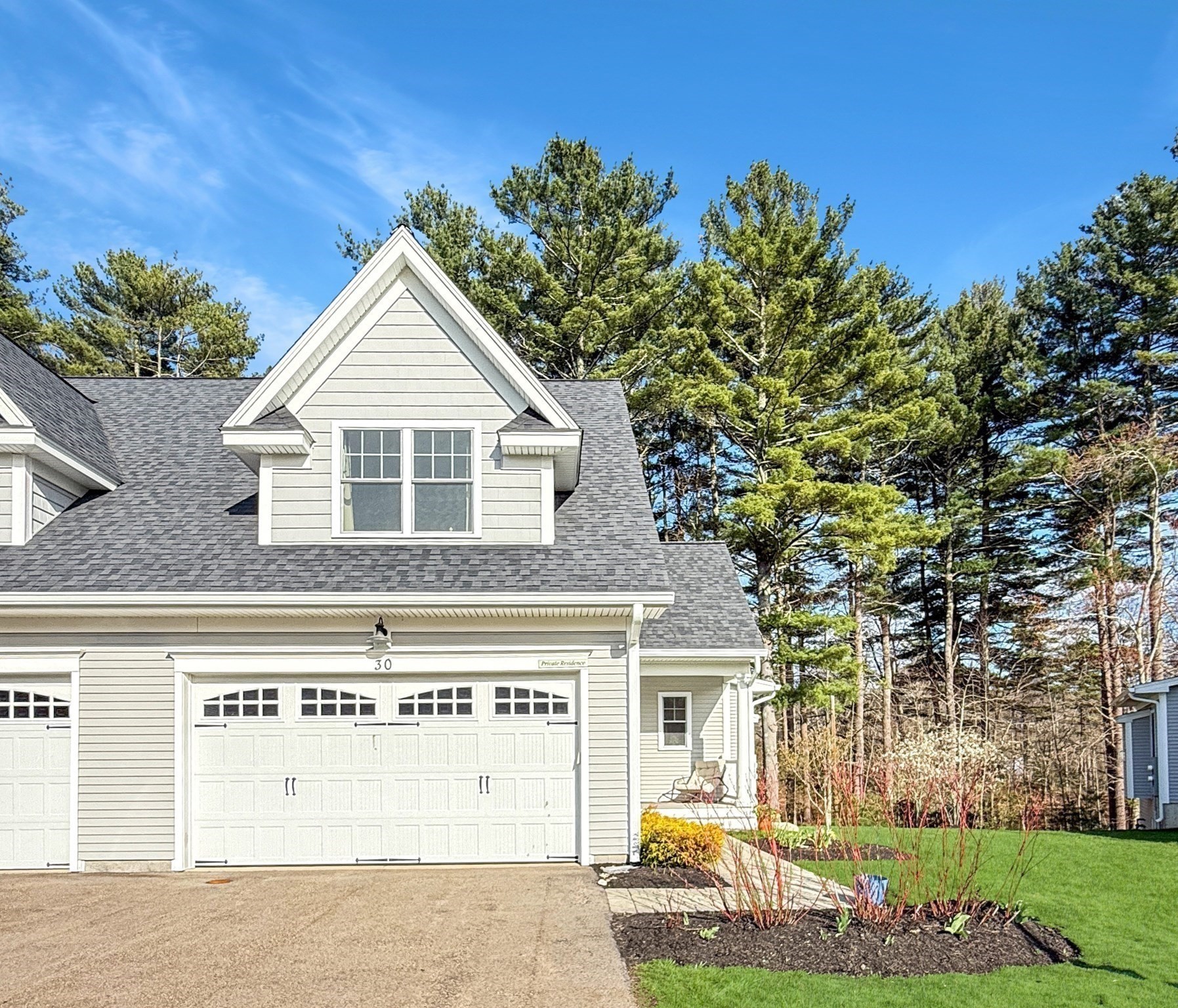 30 Lakepoint Way Unit 30, Hopkinton, MA 01748