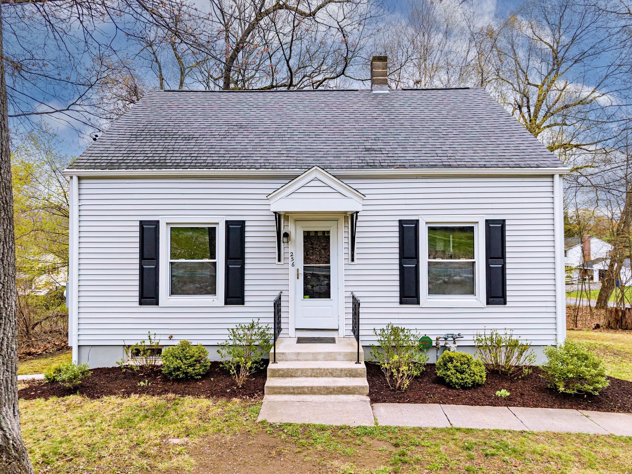 256 Morton St, West Springfield, MA 01089