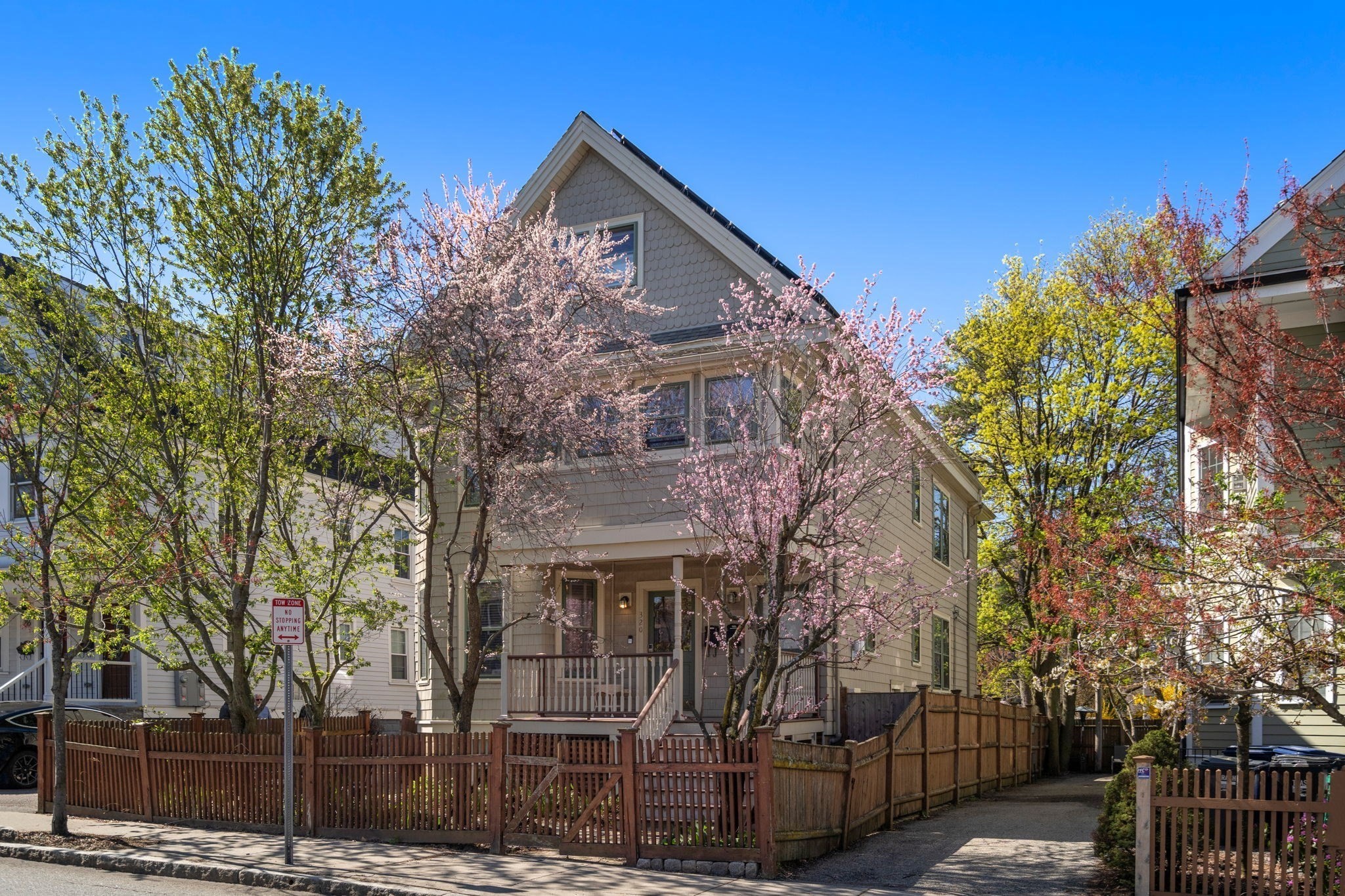 320 Concord Ave Unit 320, Cambridge, MA 02138