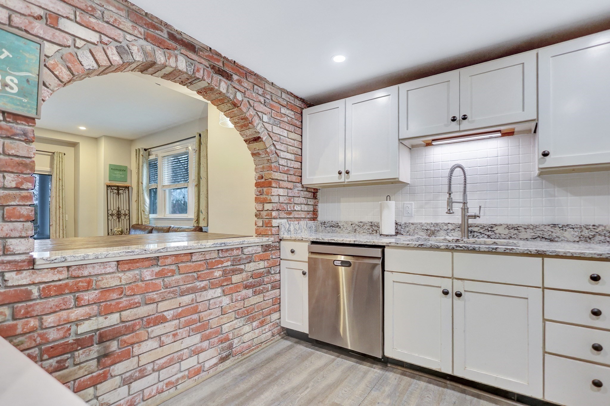 1401 Great Pond Rd Unit 6, North Andover, MA 01845