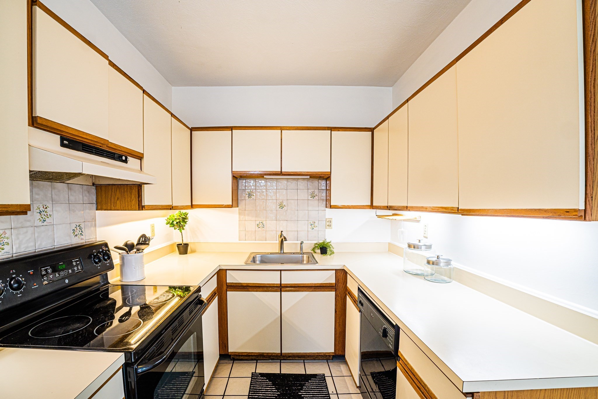 86 Walnut St Unit 3, Dorchester, Boston, MA 02122 - Image 6