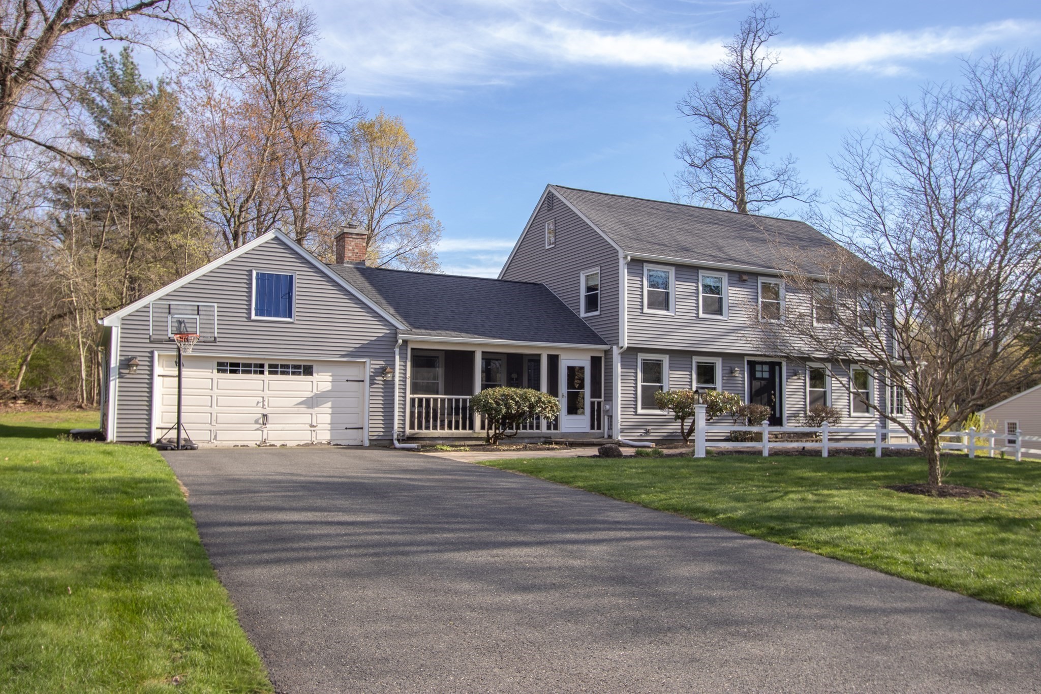 8 Bittersweet Lane, Wilbraham, MA 01095
