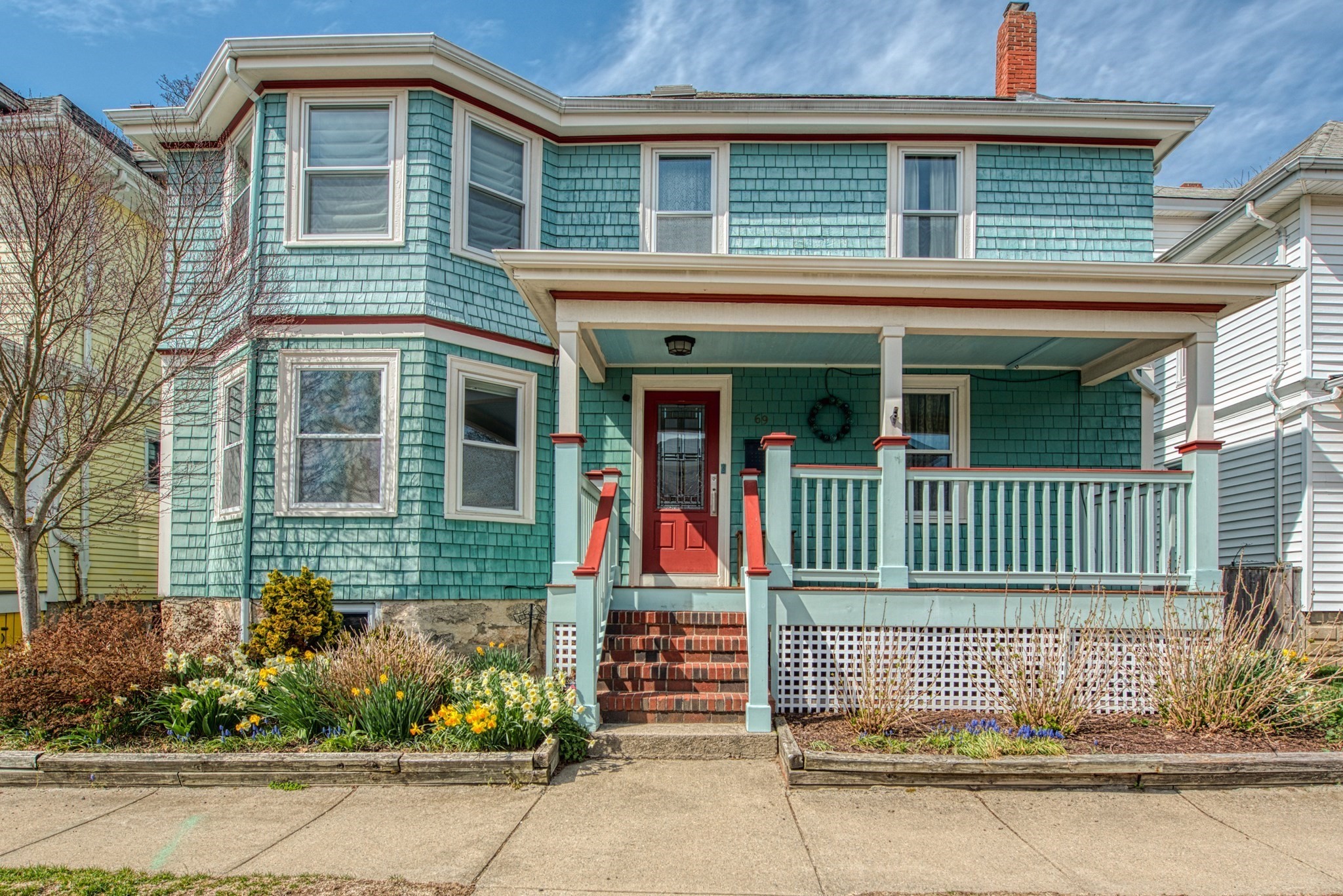 69 Maple St, New Bedford, MA 02740