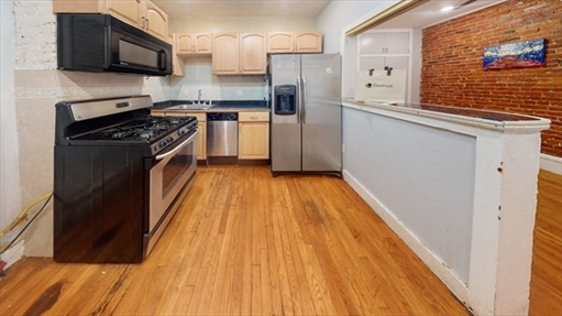 2 Mark Street, Apt 1