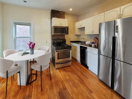 2 Mark Street, Apt 3