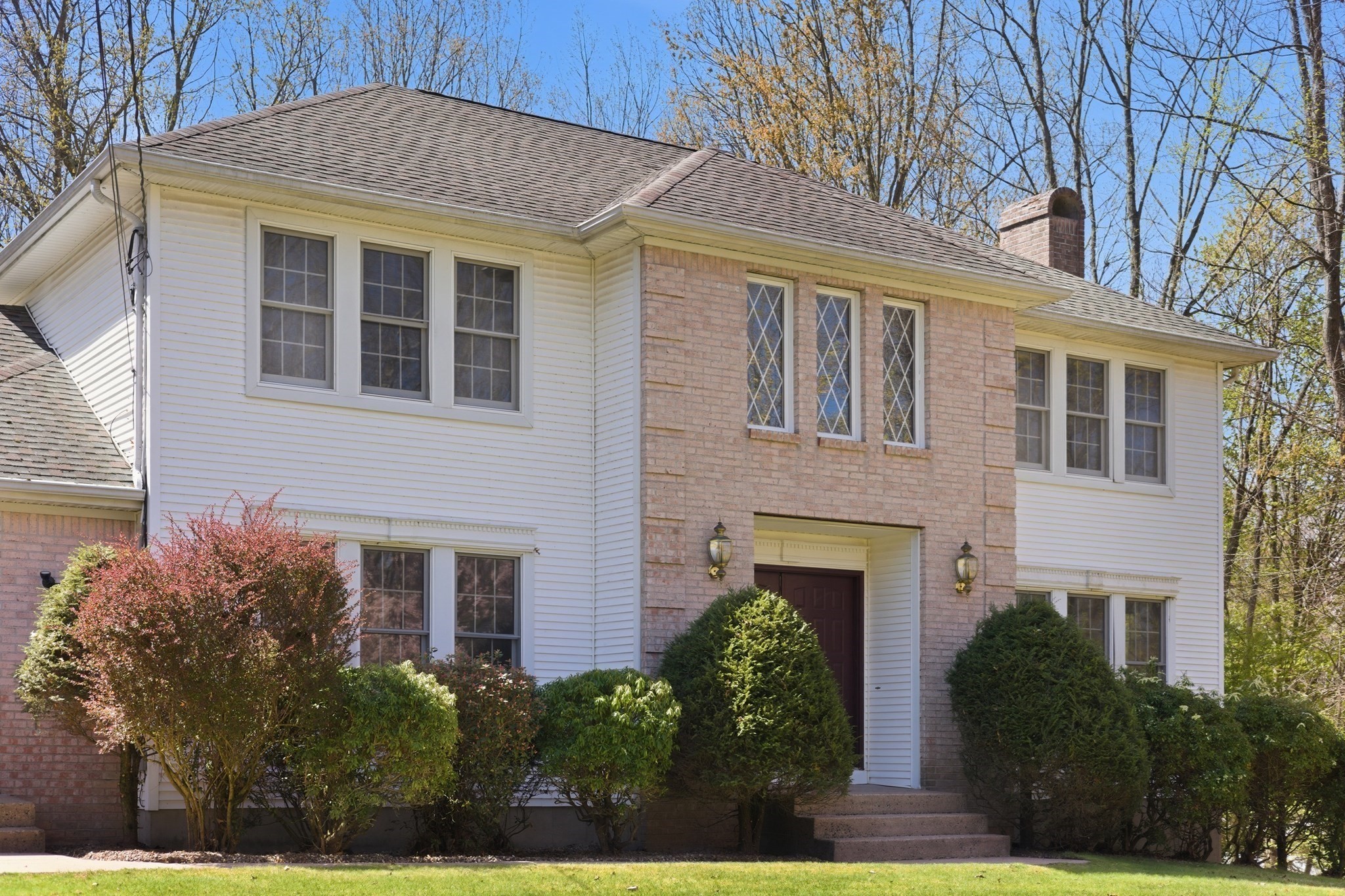 15 Blue Sky Dr, Westfield, MA 01085