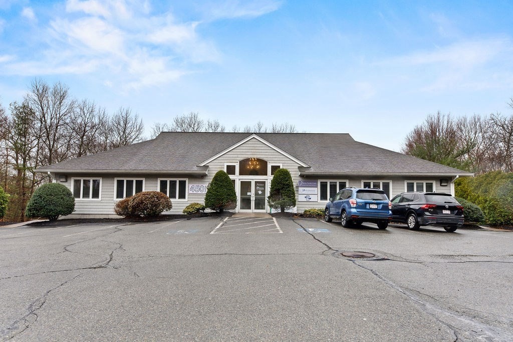 450 Chauncy St Unit 5, Mansfield, MA 02048
