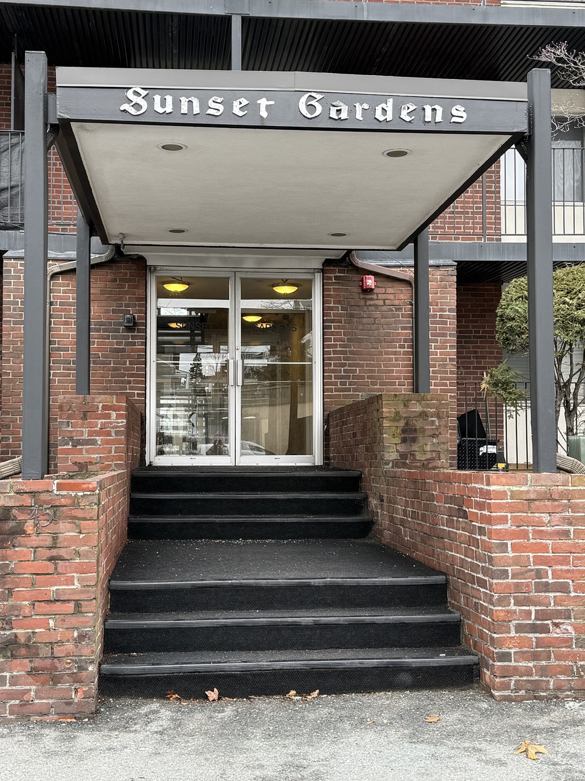 45 Oval Rd Unit 8, Quincy, MA 02170