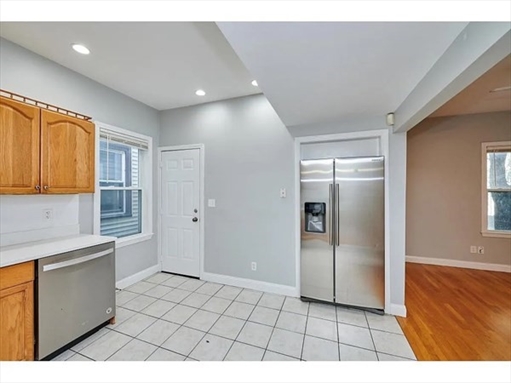 5-7 Transit Street, Apt 5 - 2