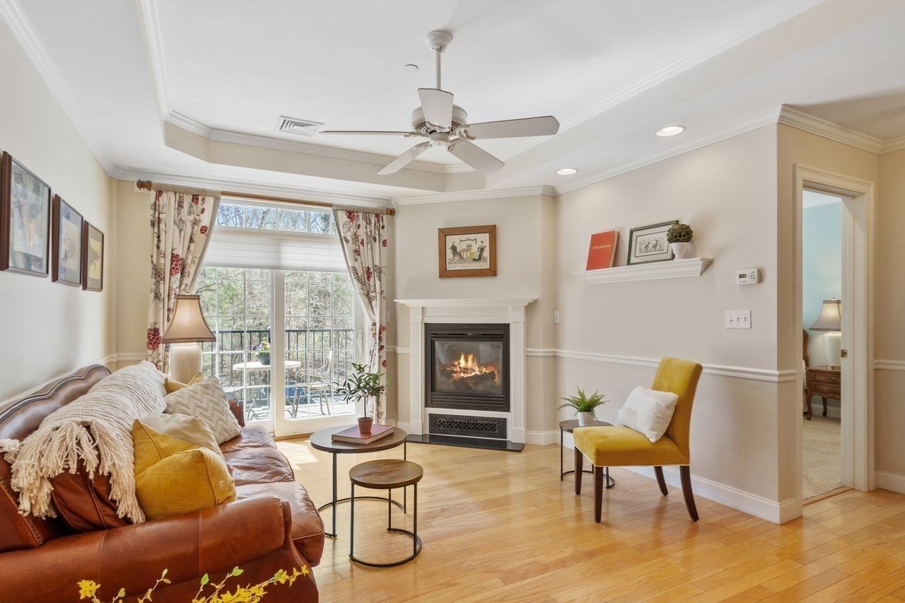 350 Greene Street Unit 102, North Andover, MA 01845