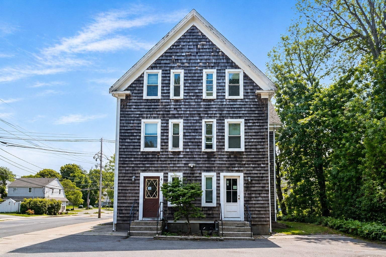 4 Prince St, Plymouth, MA 02360