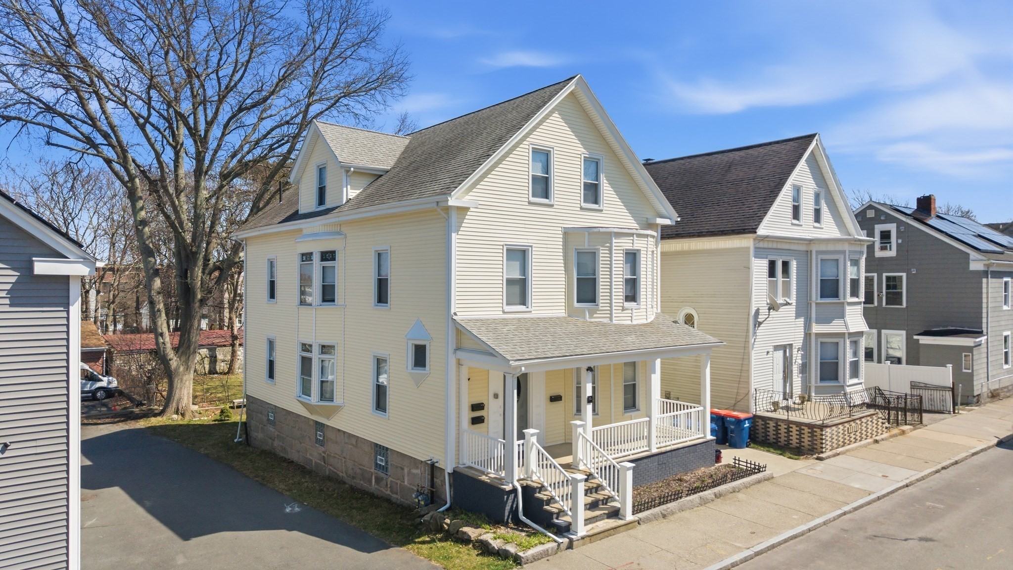 56 State St, New Bedford, MA 02740