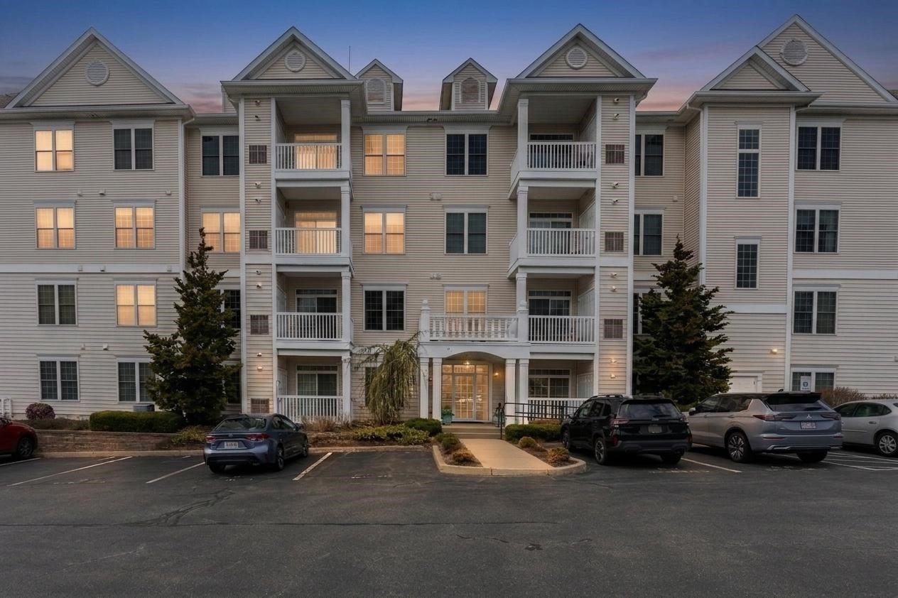 1481 Phillips Rd Unit 1101, New Bedford, MA 02745