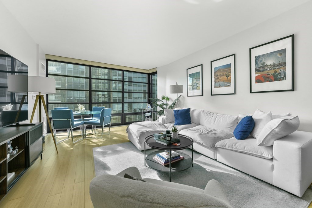 580 Washington St Unit 11F, Downtown, Boston, MA 02111