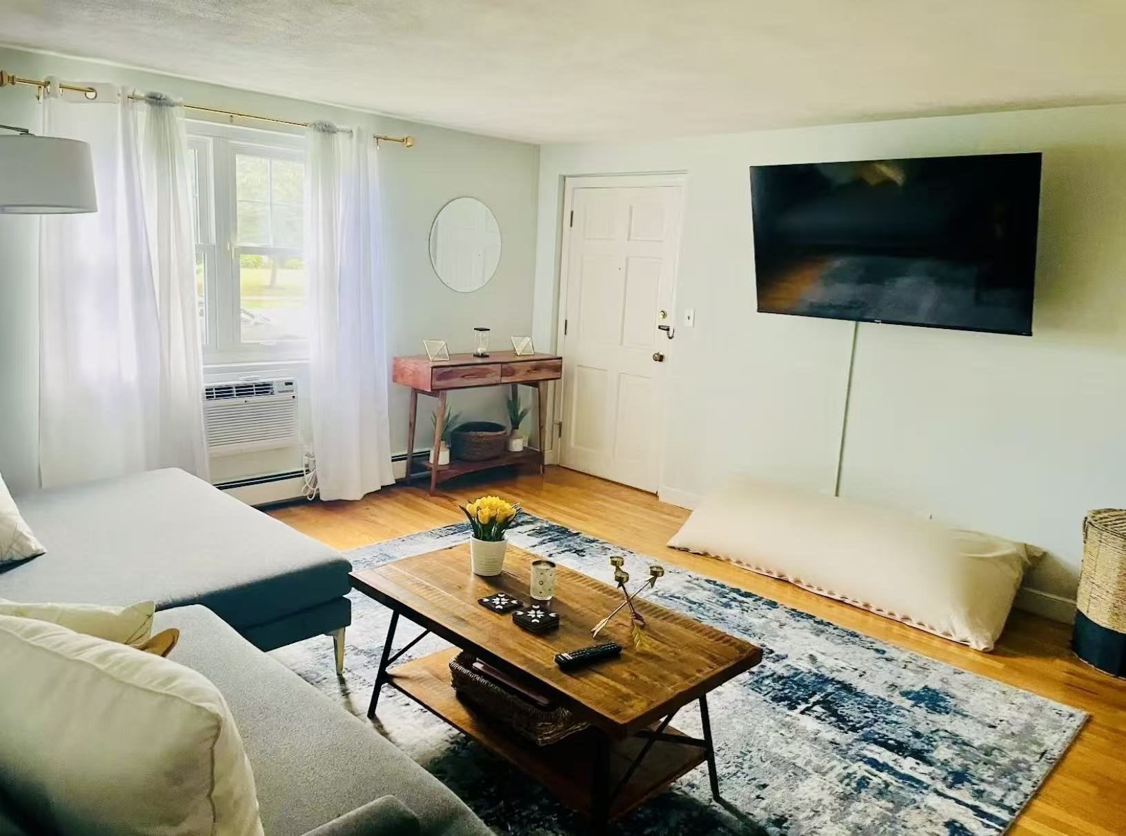 128 Emerson Gardens Unit 128, Lexington, MA 02420