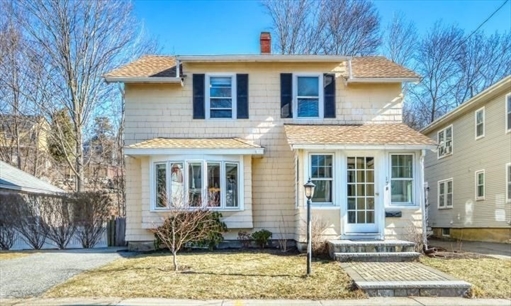 17 Russell Rd