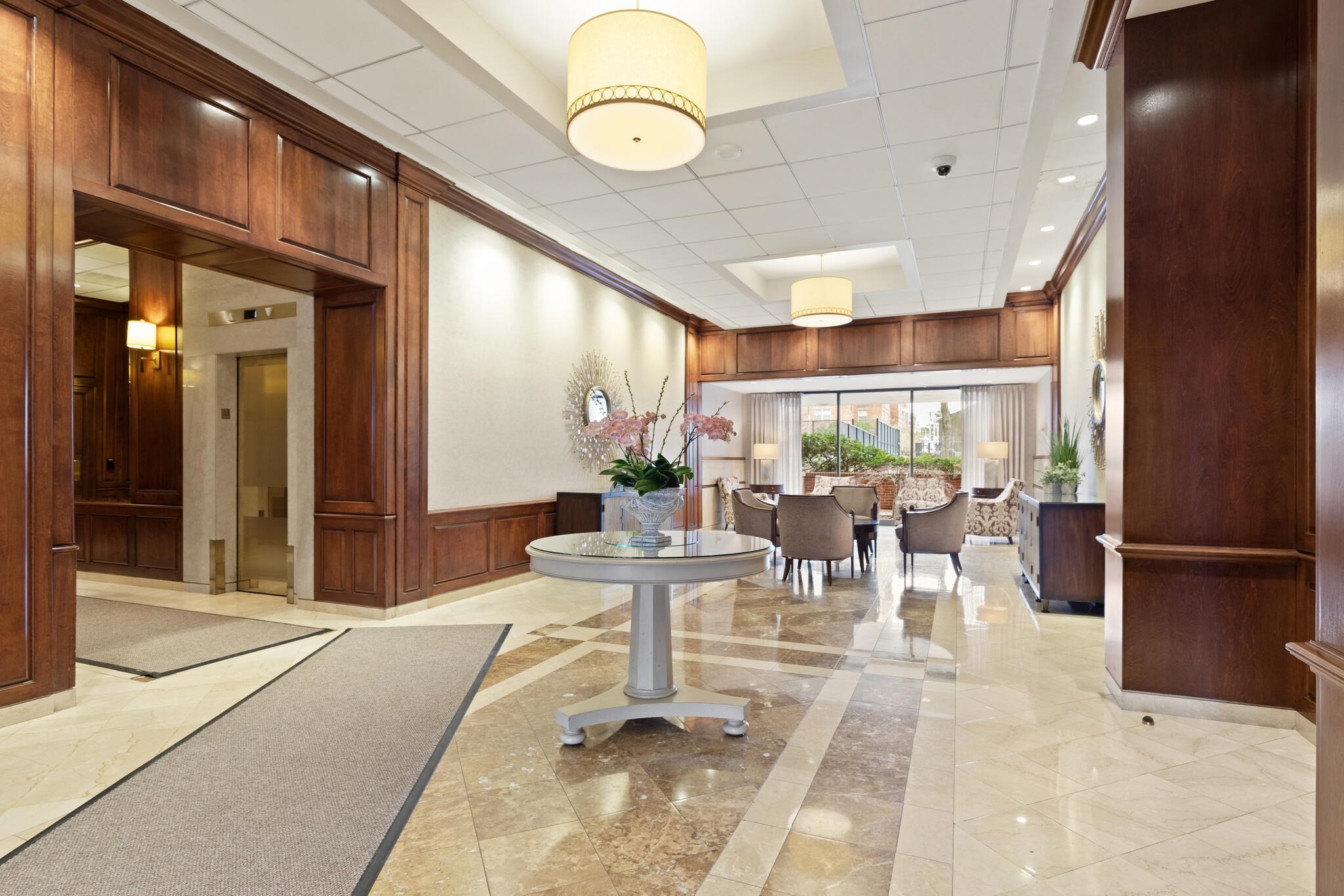 9 Hawthorne Place Unit 2J, West End, Boston, MA 02114
