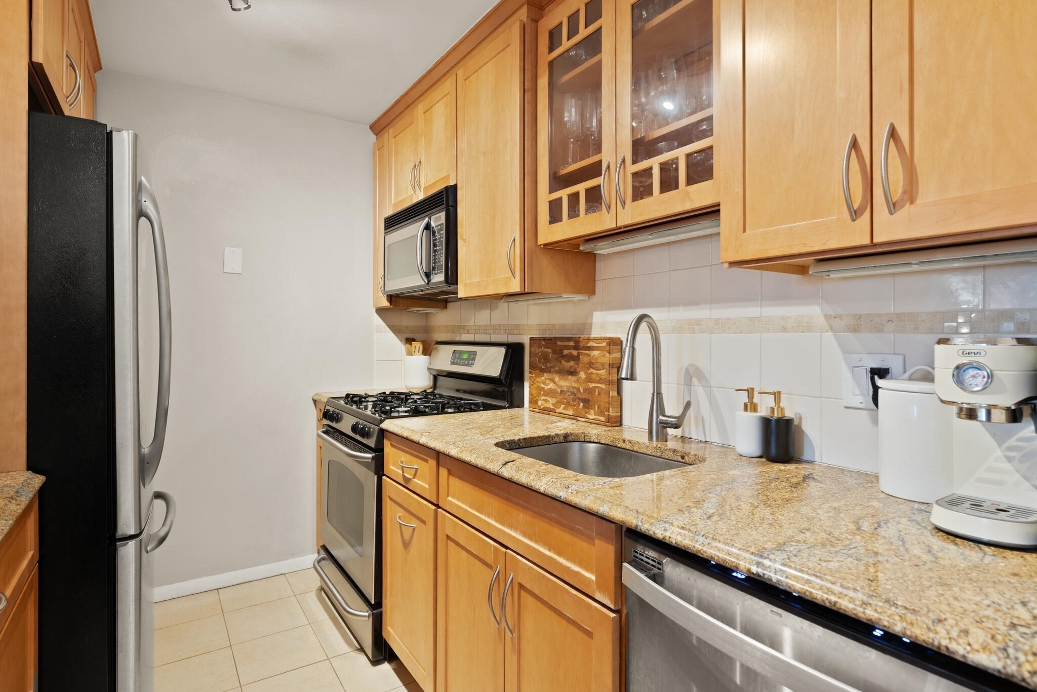 9 Hawthorne Place Unit 2J, West End, Boston, MA 02114 - Image 13