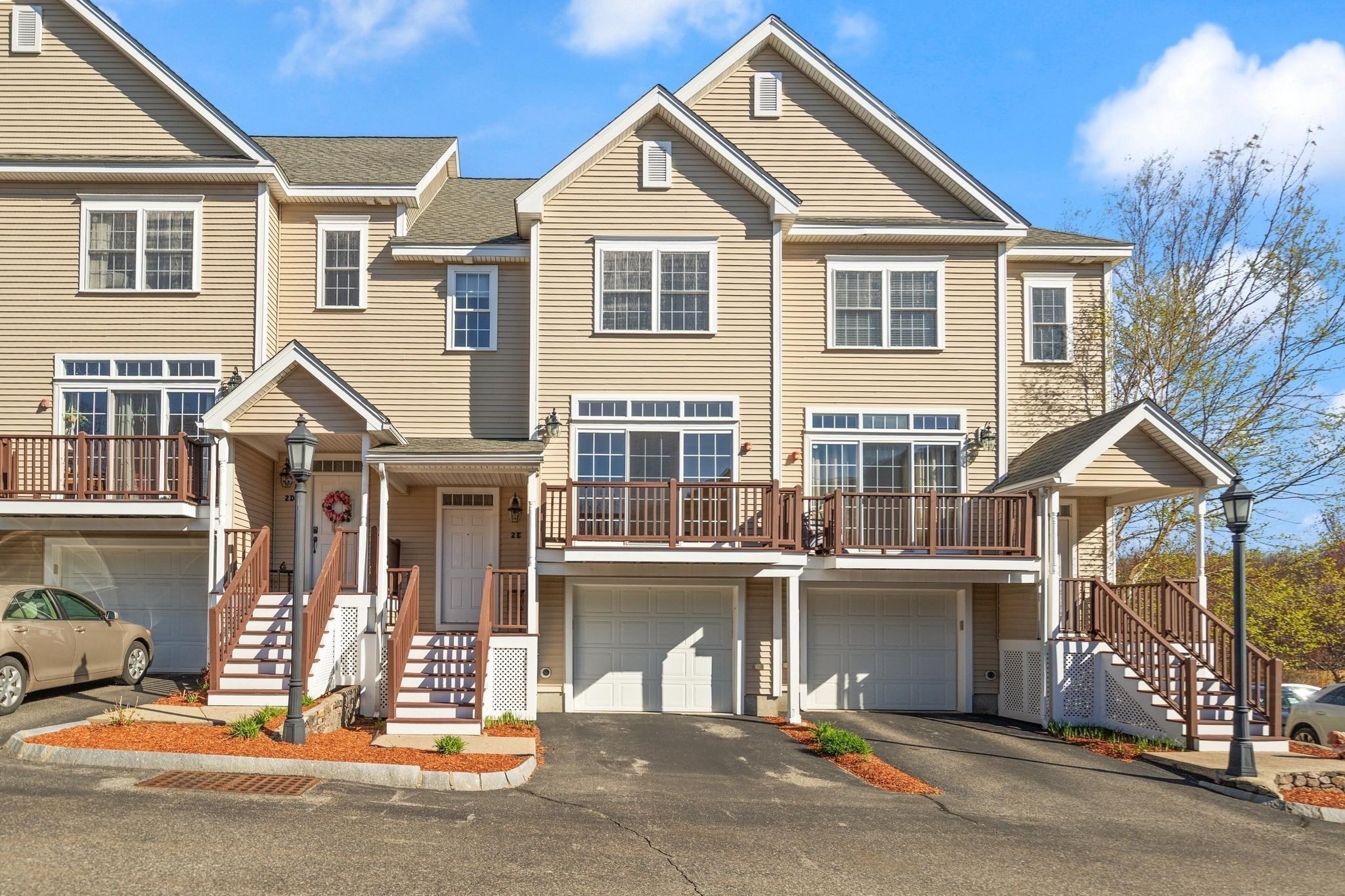 9 Nirvana Dr Unit 2E, Saugus, MA 01906