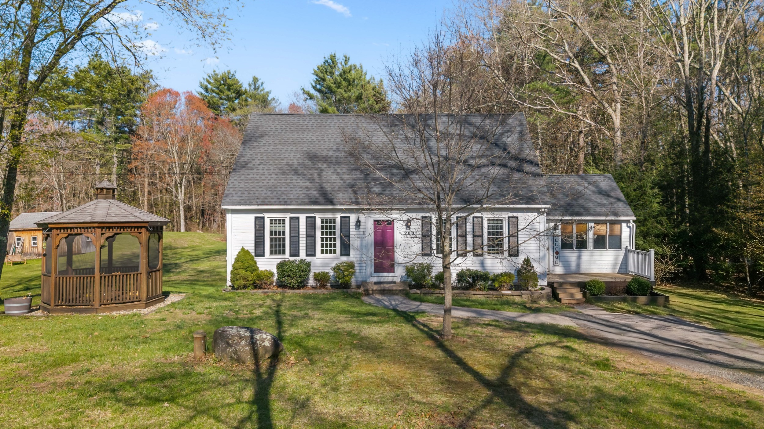 200 New Boston Rd, Sturbridge, MA 01566