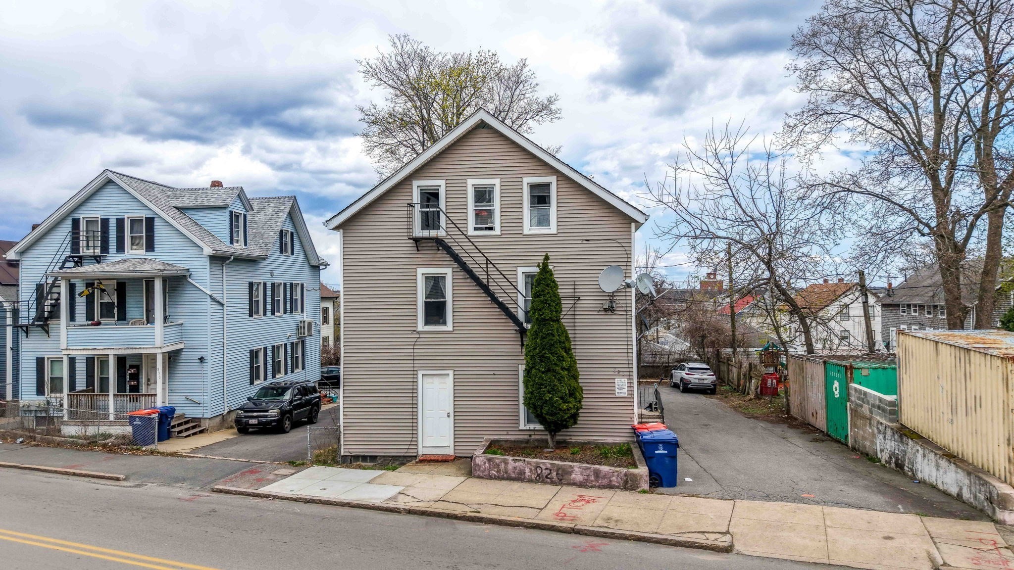 826 County St, New Bedford, MA 02740
