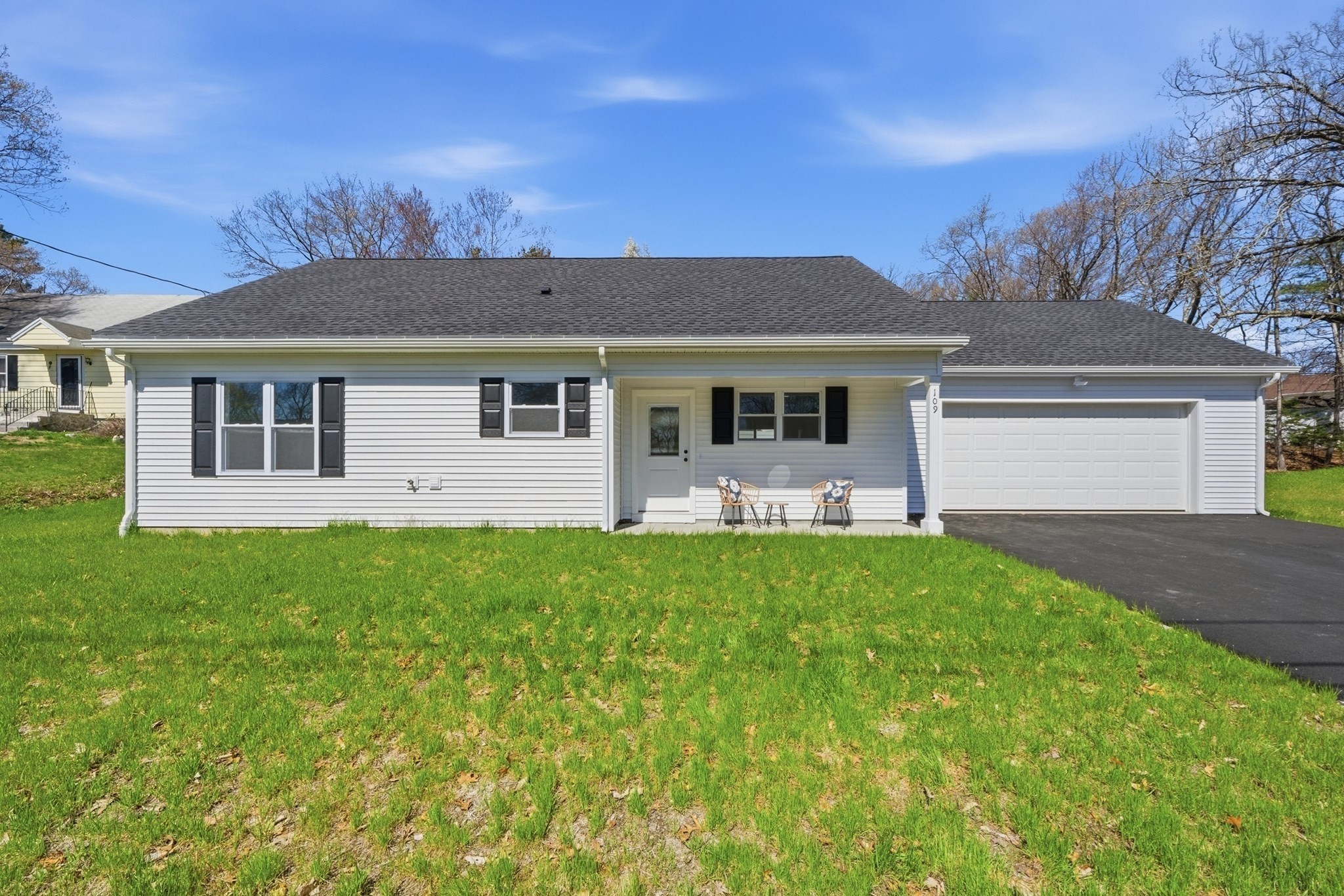 109 Navy Yard Rd, Dracut, MA 01826